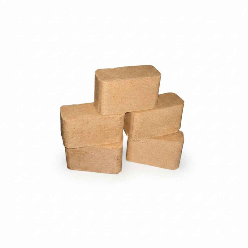 Fabrication Française-Briquettes de Bois Compressé 100 % Hêtre – 3/4 Palette 750 kg